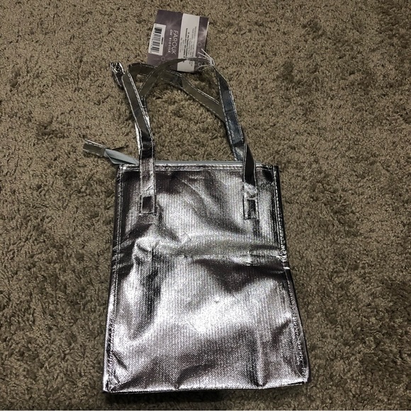 🆕 Biosilk Silver Tote - Picture 4 of 5